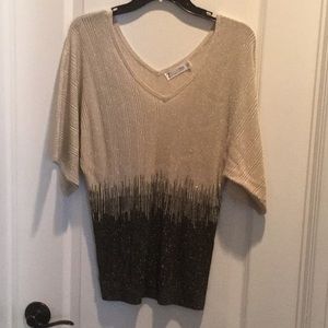 Beautiful short sleeve sweater!!!
